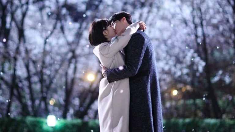 ละคร “While You Were Sleeping” ติดท็อปอันดับละครที่มีคนพูดถึงมากที่สุดในตอนนี้