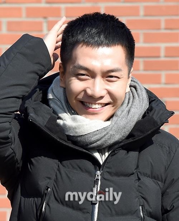 lee seung gi netflix อ ซ งก lee seung gi เด นทางเข ากรมทหารแล วในว นน lee seung gi netflix อ ซ งก lee seung gi เด นทางเข ากรมทหารแล วในว นน