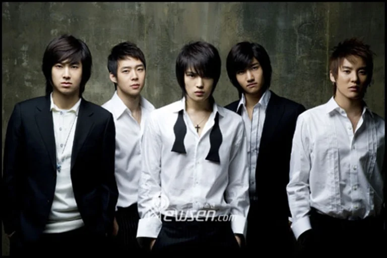 ดงบังชินกิ , ทงบังชินกิ . TVXQ, DBSK