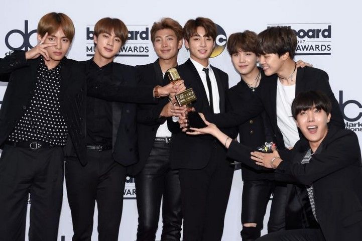 BTS,วงบีทีเอส