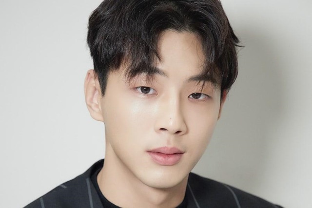 Kim Ji Soo , คิมจีซู