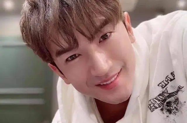 LEE MIN WOO SHINHWA