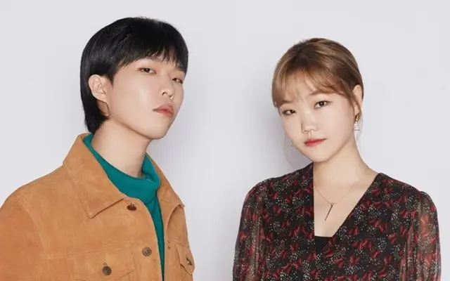 AKMU