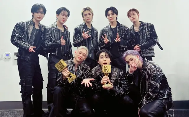 Stray Kids