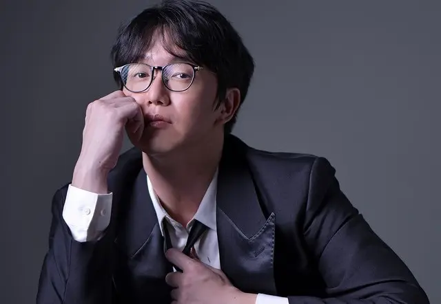Sung Si Kyung
