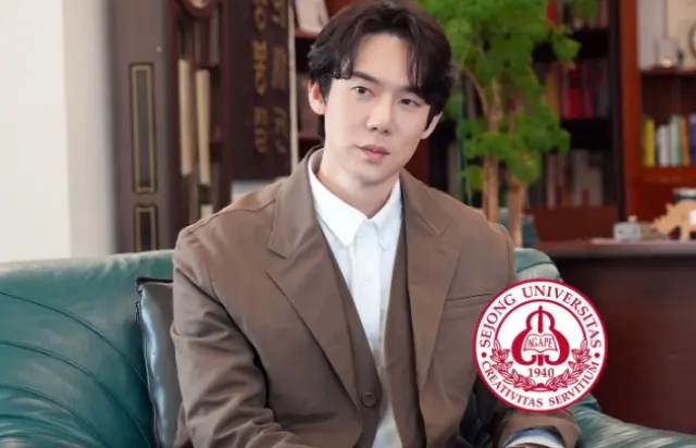 Yoo Yeon Seok
