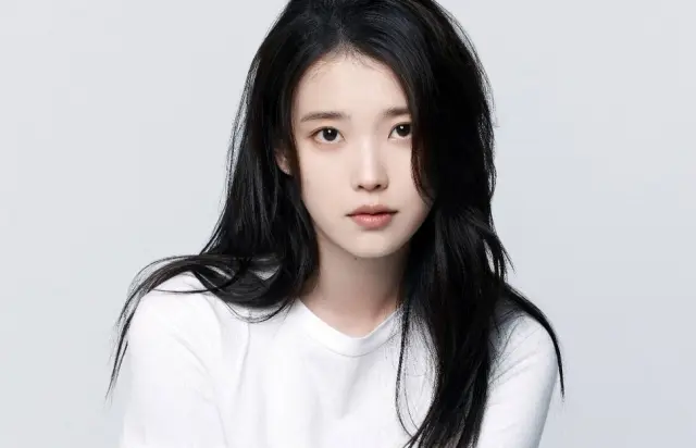 IU