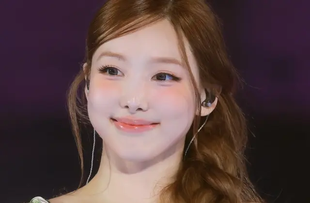 Nayeon