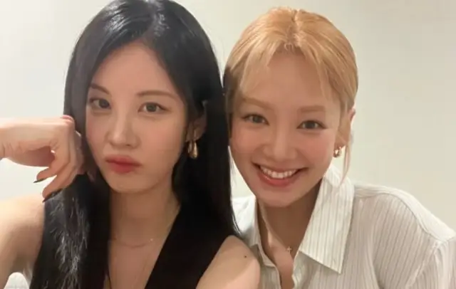 Seohyun ,HyoYeon